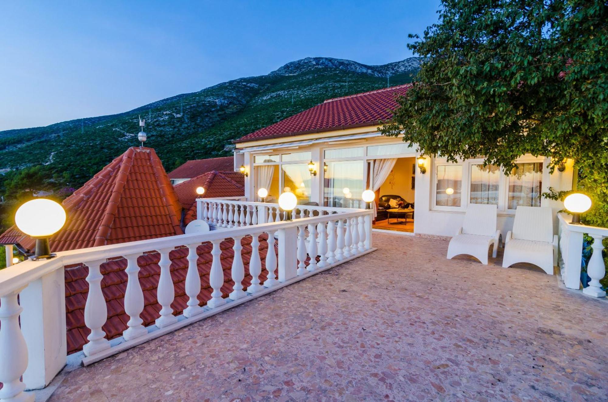 Hotel Pansion Villa Antonio Orebić Buitenkant foto